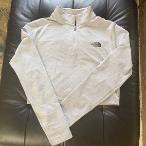 NORTHFACE Cropped Sweater Grey - Large